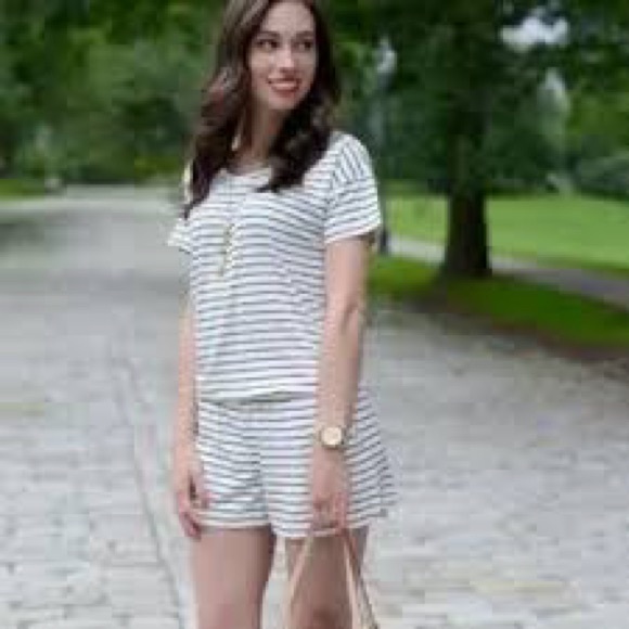 J CREW FACTORY black white stretch romper playsuit jumpsuit shorts M - Picture 1 of 8